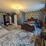 Homestay Chateau De Sauge