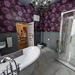 Chateau De Sauge Homestay Saivres