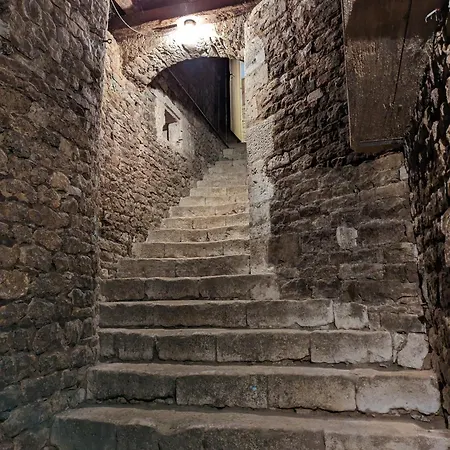 Chateau De Sauge *